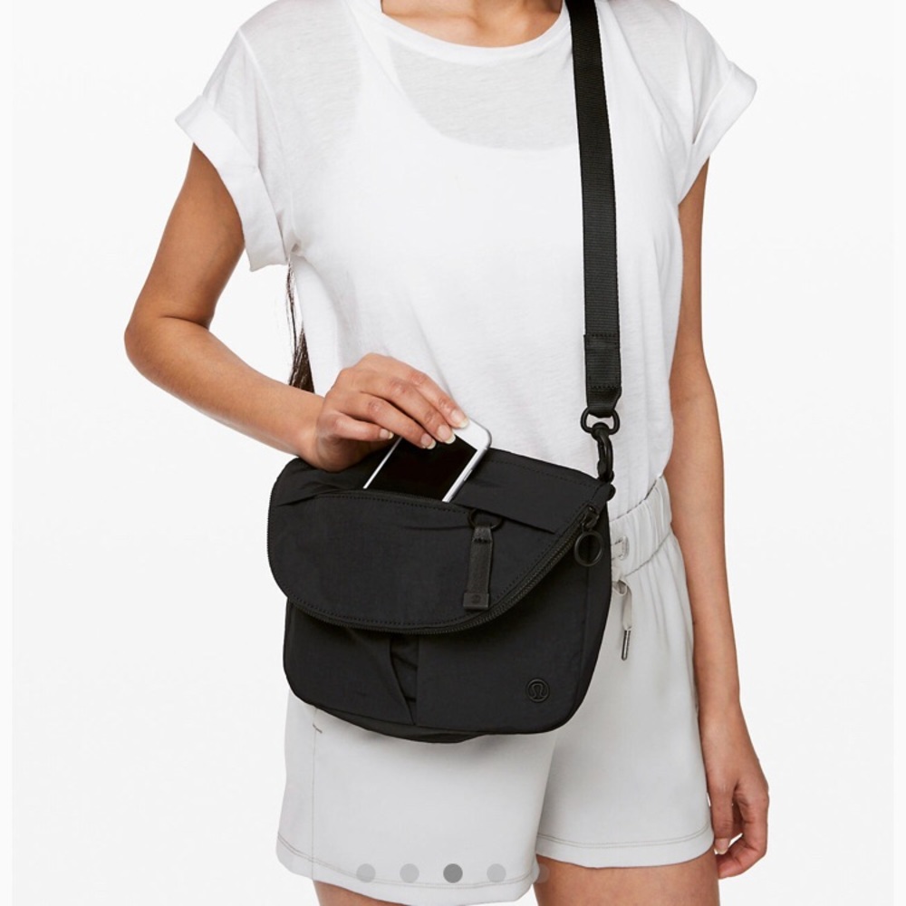 Lululemon crossbody bag